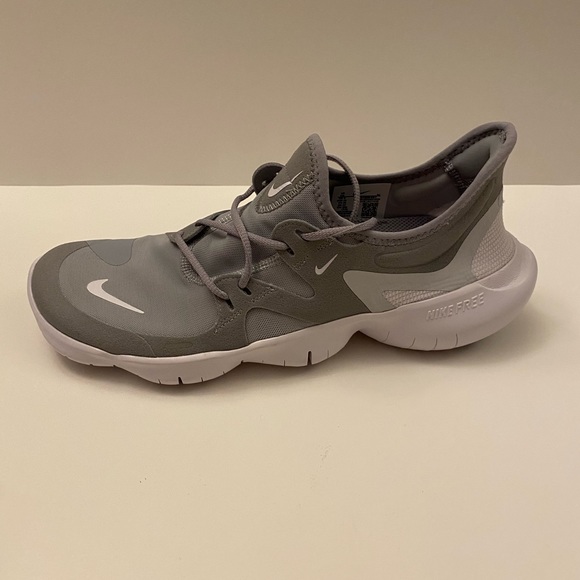 Nike Free RN 5.0 Mens size 10 Wolf Grey and White - Picture 3 of 7